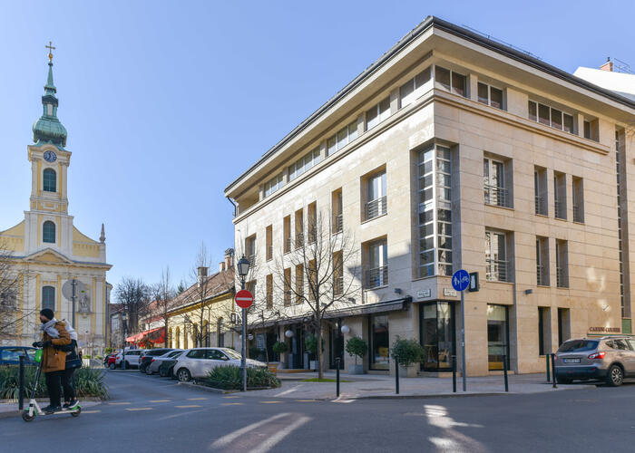 Pauler Corner Irodaház