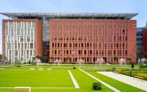 Kiadó budai 144 m2 Iroda - Infopark C épület