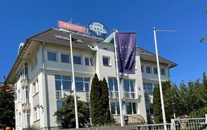 Kiadó budai 60 m2 Iroda - Sasad West Irodaház