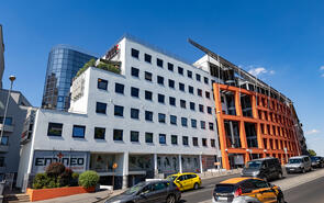 Kiadó budai 306 m2 Iroda - Buda Center