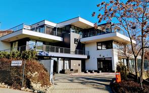 Kiadó budai 82 m2 Iroda - Sysco Irodaház + Raktár