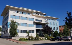 Kiadó budai 665 m2 Iroda - Horizont Park A