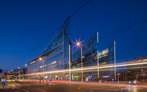 Kiadó budai 400 m2 Iroda - Alkotás Point